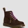 101 Fabriquées en Angleterre Bottines en daim avec détails métalliques 101 Fabriquées en Angleterre Bottines en daim avec détails métalliques