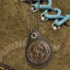 101 Fabriquées en Angleterre Bottines en daim avec détails métalliques 101 Fabriquées en Angleterre Bottines en daim avec détails métalliques