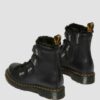 1460 Bottines à lacets en cuir doublées de fausse fourrure 1460 Bottines à lacets en cuir doublées de fausse fourrure