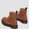 1460 Fabriquées en Angleterre Bottes à bout carré en cuir embossé Soft Boa 1460 Fabriquées en Angleterre Bottes à bout carré en cuir embossé Soft Boa