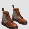 1460 Pascal Fabriquées en Angleterre Bottes en cuir et Harris Tweed 1460 Pascal Fabriquées en Angleterre Bottes en cuir et Harris Tweed