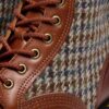 1460 Pascal Fabriquées en Angleterre Bottes en cuir et Harris Tweed 1460 Pascal Fabriquées en Angleterre Bottes en cuir et Harris Tweed