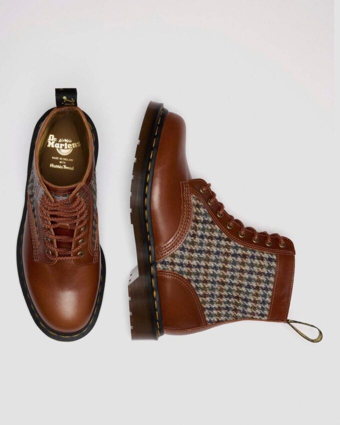 1460 Pascal Fabriquées en Angleterre Bottes en cuir et Harris Tweed 1460 Pascal Fabriquées en Angleterre Bottes en cuir et Harris Tweed