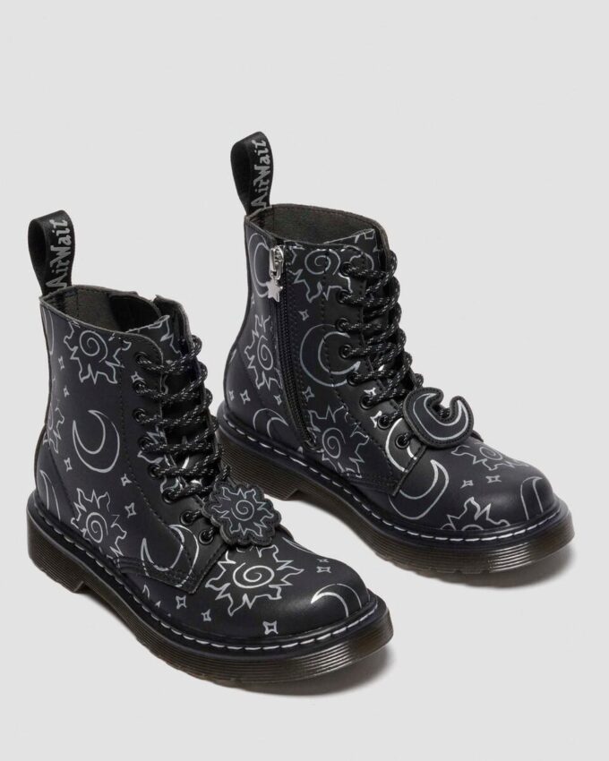 1460 Pascal JUNIOR Bottes à lacets pour enfants en cuir recyclé 1460 Pascal JUNIOR Bottes à lacets pour enfants en cuir recyclé