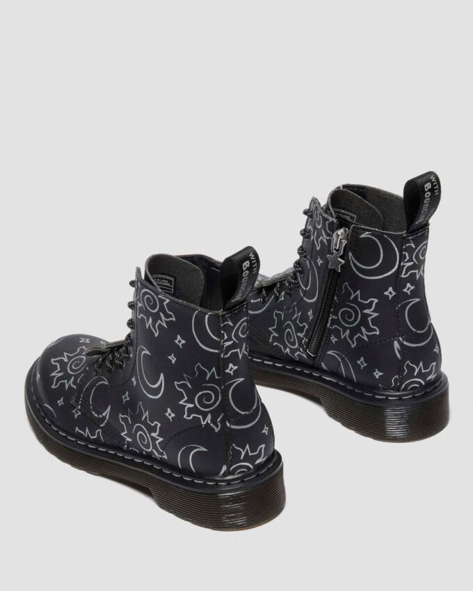 1460 Pascal JUNIOR Bottes à lacets pour enfants en cuir recyclé 1460 Pascal JUNIOR Bottes à lacets pour enfants en cuir recyclé