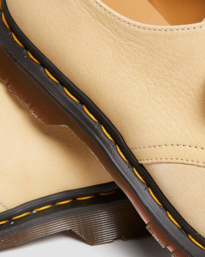1461 Chaussures Oxford en daim fabriquées en Angleterre