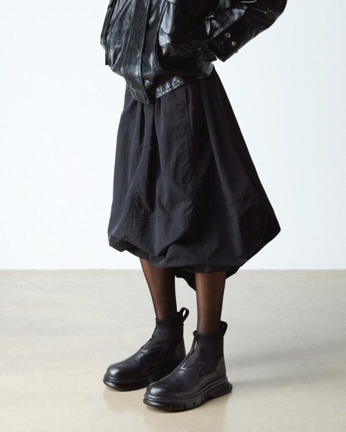 14XX BOTTES À FERMETURE ÉCLAIR QUBIST Bottes à fermeture éclair en cuir souple 14XX BOTTES À FERMETURE ÉCLAIR QUBIST Bottes à fermeture éclair en cuir souple