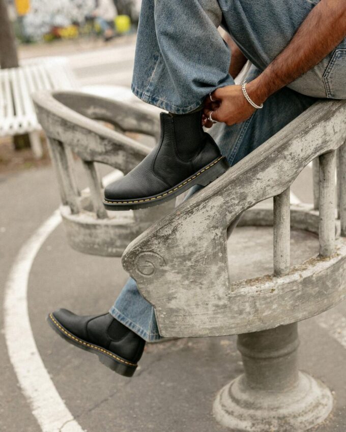2976 Ambassador Leather Chelsea Boot 2976 Ambassador Leather Chelsea Boot