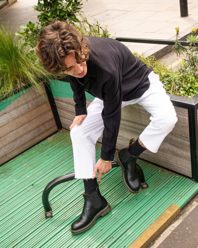 2976 Chelsea Boot en Smooth Leather avec coutures jaunes 2976 Chelsea Boot en Smooth Leather avec coutures jaunes