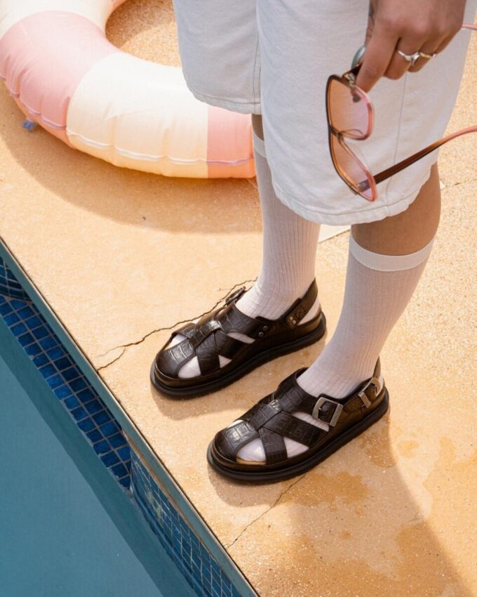 Archive Fisherman Sandales en cuir crocodile Analine Archive Fisherman Sandales en cuir crocodile Analine