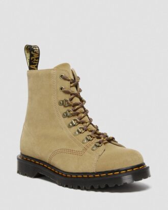 barton fabriques en angleterre bottes en daim 1 330x413 - Barton Fabriqu&eacute;es en Angleterre Bottes en daim