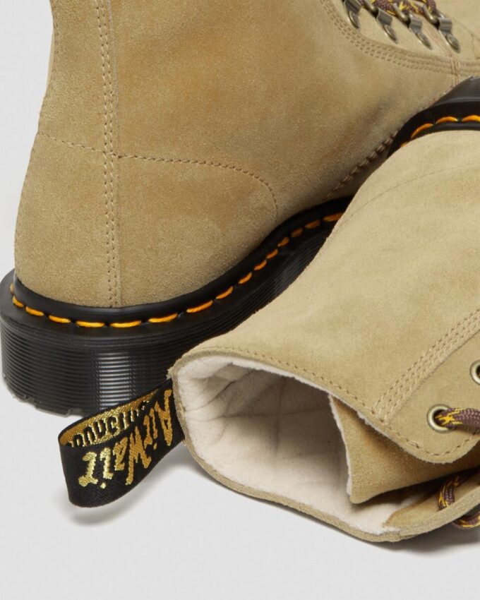 Barton Fabriquées en Angleterre Bottes en daim Barton Fabriquées en Angleterre Bottes en daim