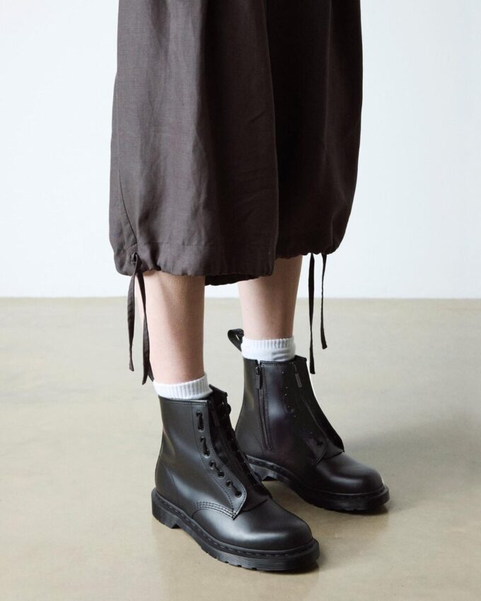 Bottes 1460 ZIP MONO en Smooth Leather Bottes 1460 ZIP MONO en Smooth Leather
