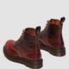 Bottes à bout carré en cuir 1460 Pascal Bex fabriquées en Angleterre Bottes à bout carré en cuir 1460 Pascal Bex fabriquées en Angleterre