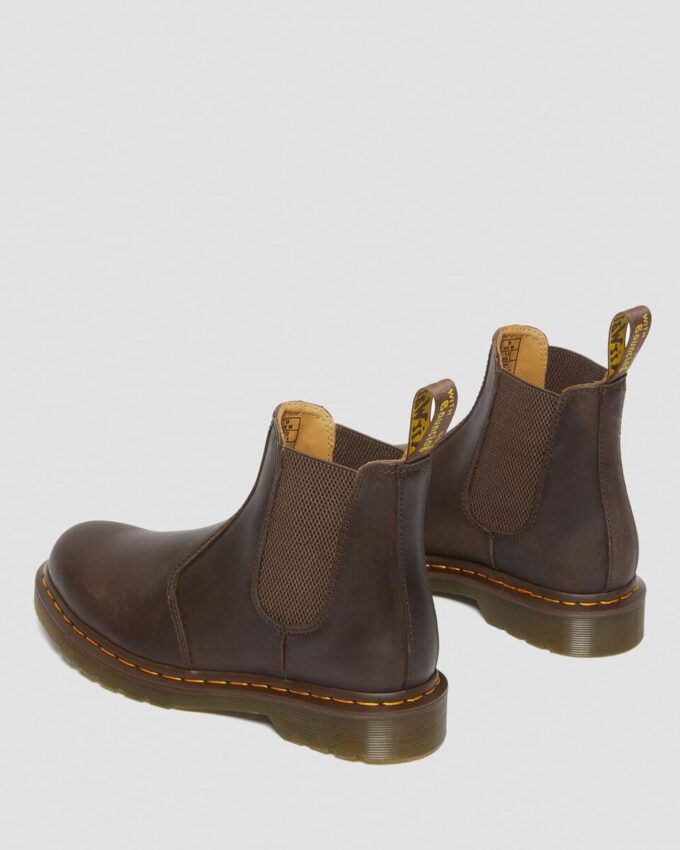 Bottes Chelsea en cuir Crazy Horse à coutures jaunes 2976 Bottes Chelsea en cuir Crazy Horse à coutures jaunes 2976