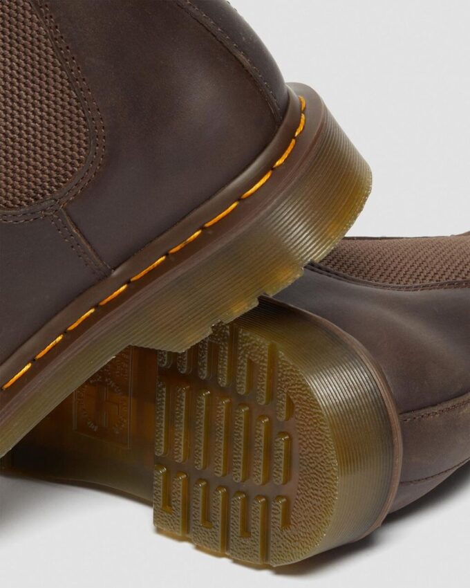 Bottes Chelsea en cuir Crazy Horse à coutures jaunes 2976 Bottes Chelsea en cuir Crazy Horse à coutures jaunes 2976