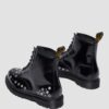 Bottes en cuir clouté 1460
