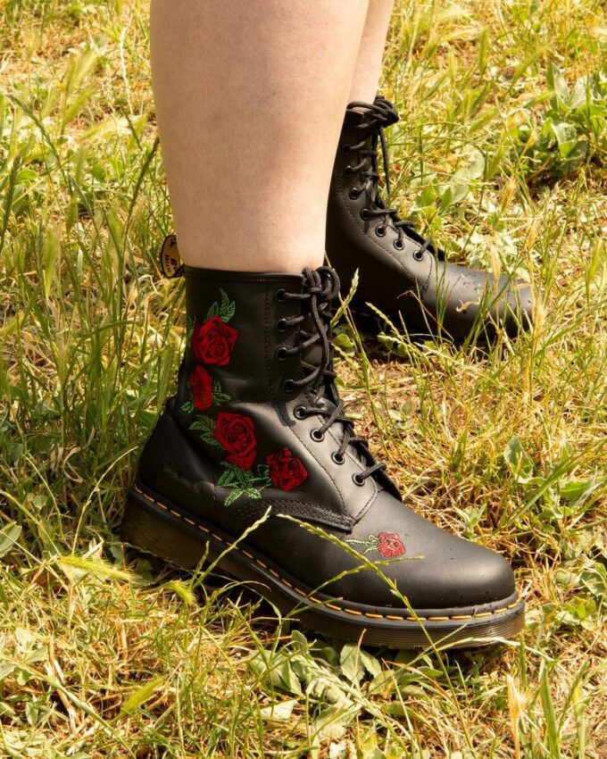 Bottes à lacets en cuir à fleurs 1460 Vonda Bottes à lacets en cuir à fleurs 1460 Vonda