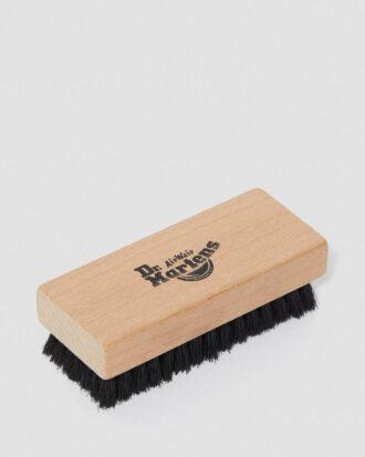Brosse à chaussures en poils