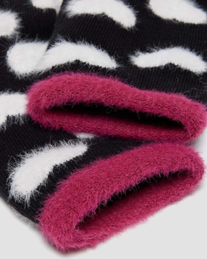 CHAUSSETTES EN MÉLANGE DE COTON BIOLOGIQUE ET DE FAUSSE FOURRURE CHAUSSETTES EN MÉLANGE DE COTON BIOLOGIQUE CHAUSSETTES EN MÉLANGE DE COTON BIOLOGIQUE ET DE FAUSSE FOURRURE CHAUSSETTES EN MÉLANGE DE COTON BIOLOGIQUE