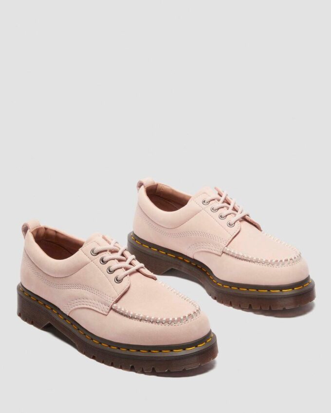 Chaussures Lowell en cuir souple à bout mocassin Chaussures Lowell en cuir souple à bout mocassin