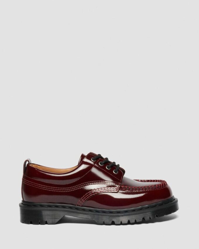 Chaussures Lowell en cuir verni à bout mocassin