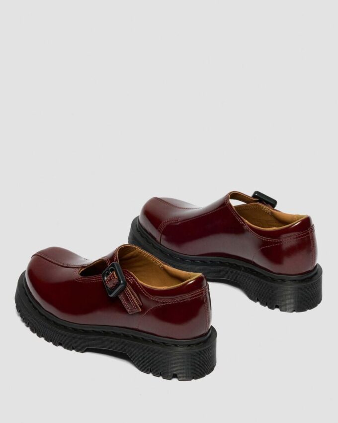Chaussures Rejena Mary Jane en cuir verni Chaussures Rejena Mary Jane en cuir verni