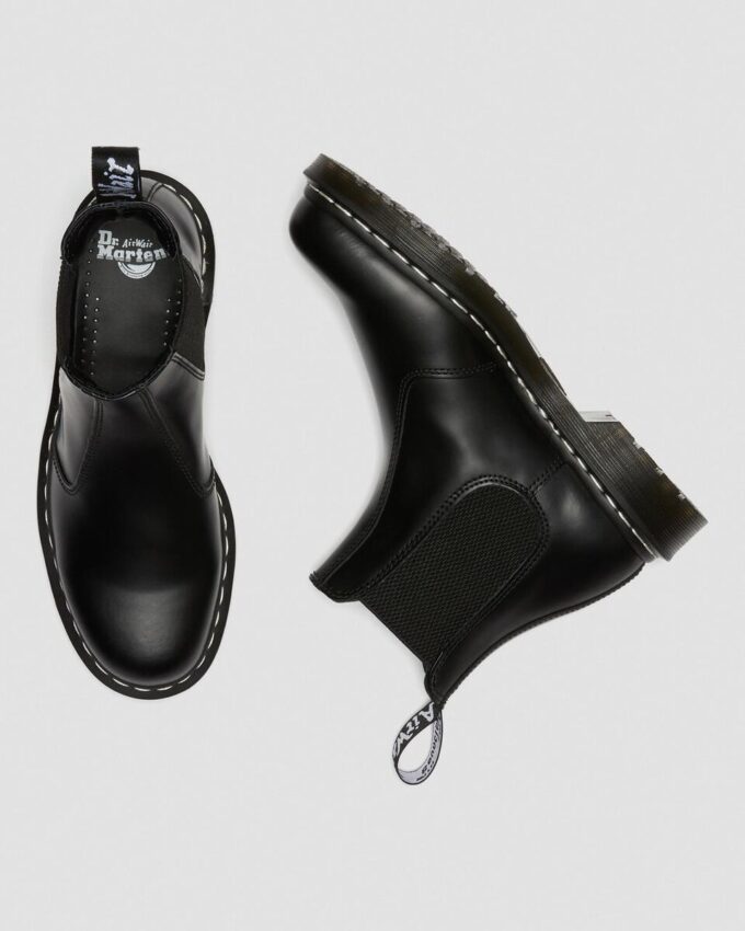 Chelsea Boot 2976 en Smooth Leather avec coutures blanches