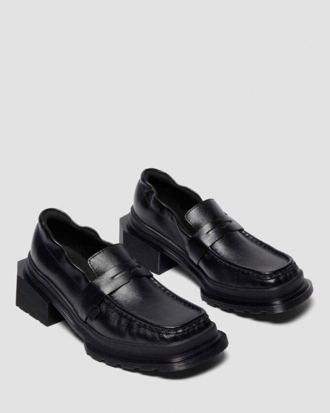 MAYBOLE LOAFER Mocassins en cuir à bout carré et fronces MAYBOLE LOAFER Mocassins en cuir à bout carré et fronces
