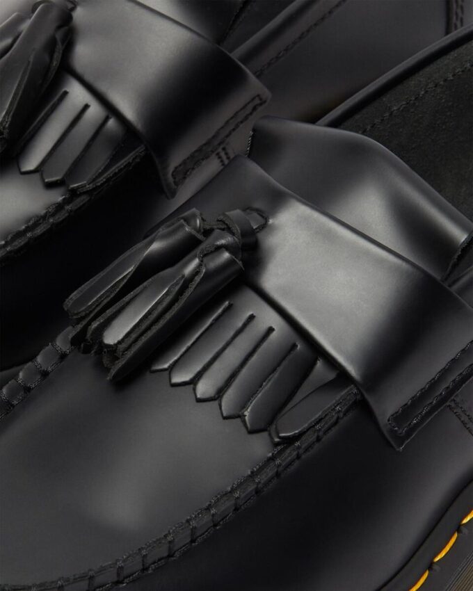 Mocassins à pompons en cuir jaune Adrian