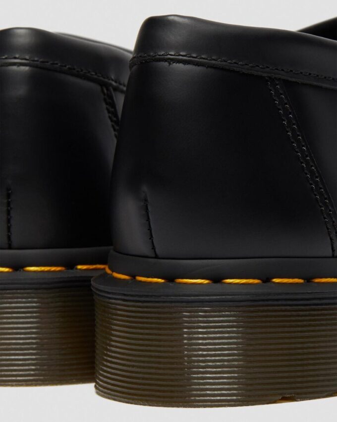 Mocassins à pompons en cuir jaune Adrian