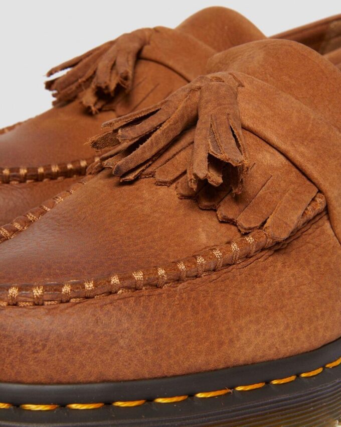 Mocassins à pompons en cuir nubuck Adrian Mocassins à pompons en cuir nubuck Adrian