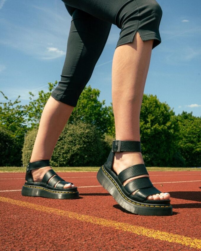 Sandales Platform en cuir Clarissa II pour femmes