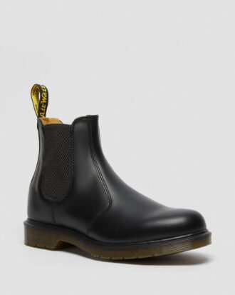 Smooth Leather Chelsea Boot 2976